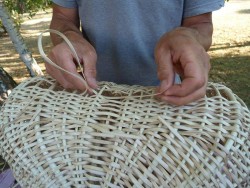 Panier à éclisses de coudrier © LVS2